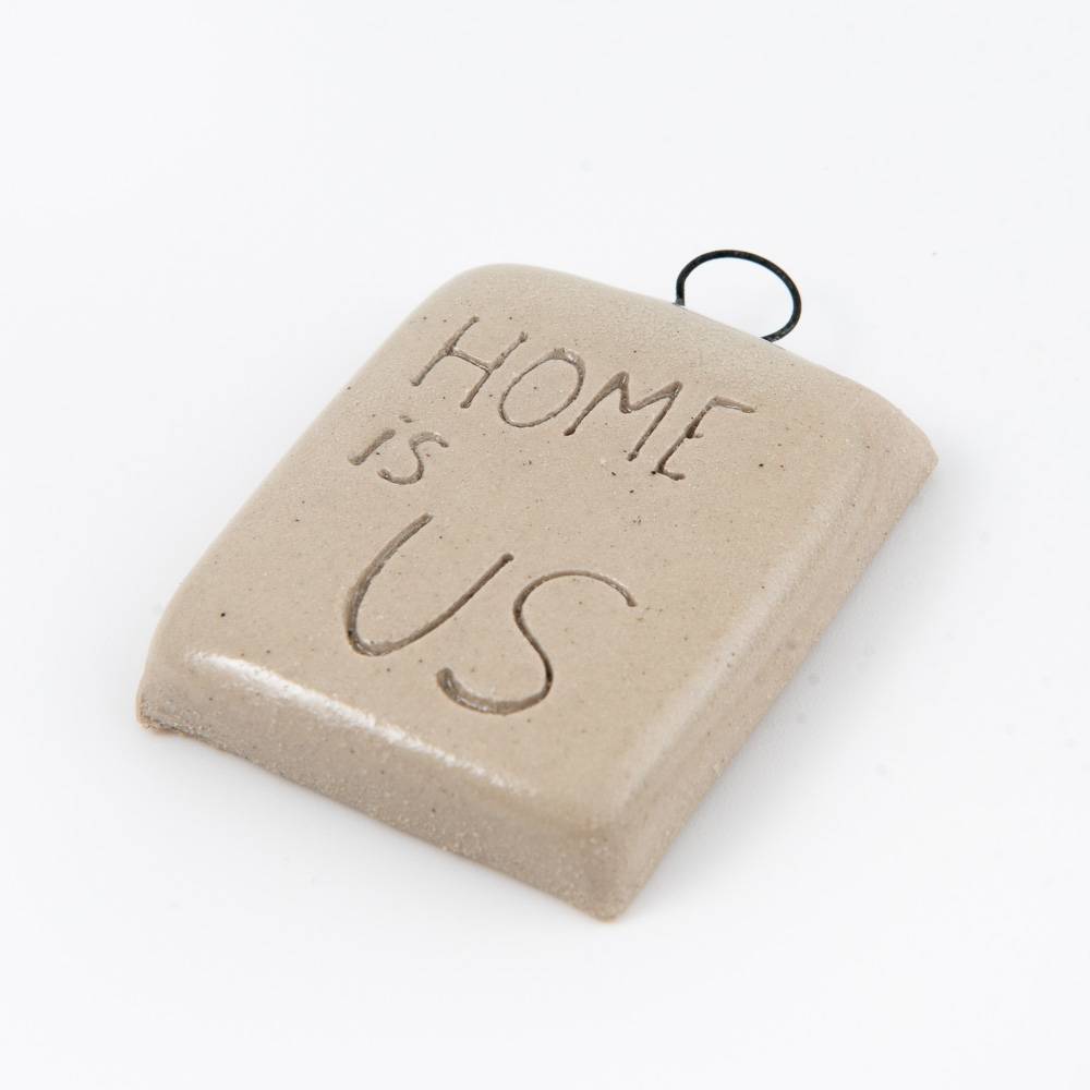 BOX 014 "Home is us" x6